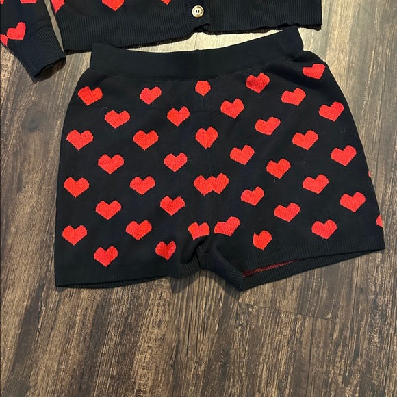 V-Day Set - Picture 4 of 6